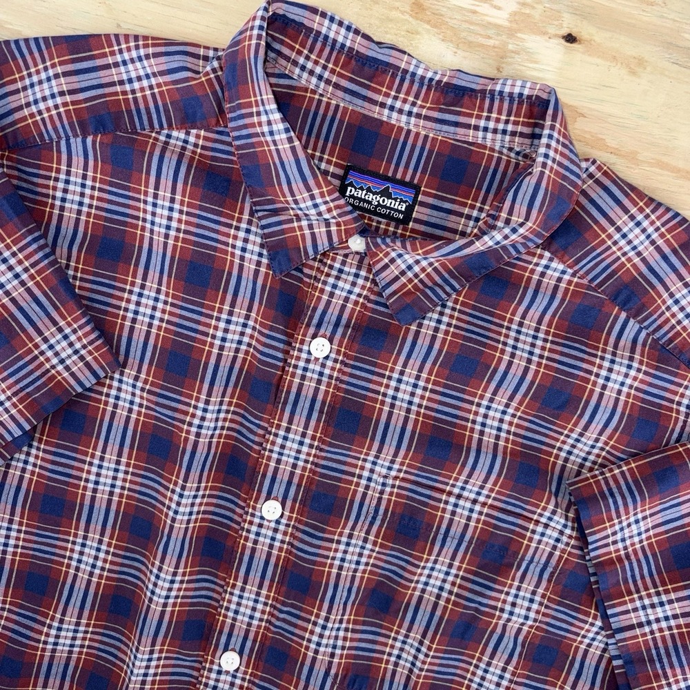 Patagonia Plaid Shirt Medium Red Blue Organic Cotton Button Up Short Sleeve